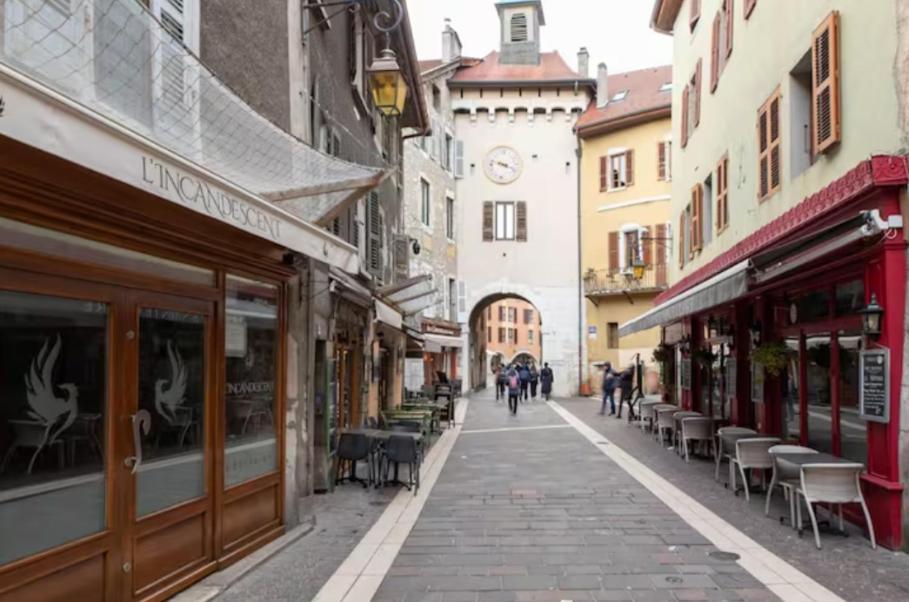 Chalet Charm In The Heart Of The Old Town Άννεσι Εξωτερικό φωτογραφία